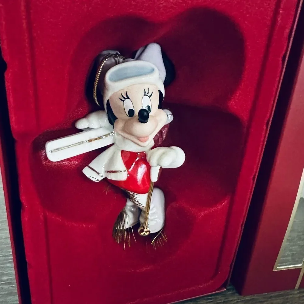 Lenox Disney Skiing Minnie Mouse Christmas Holiday Ornament